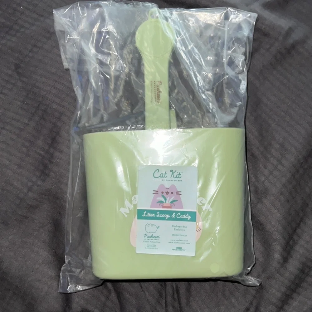 Pusheen Green Litter scoop and caddy